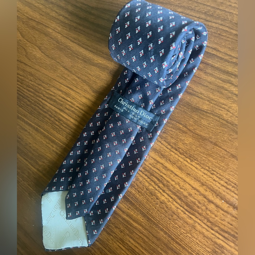 Christian Dior Blue And Red Patterned Silk Tie